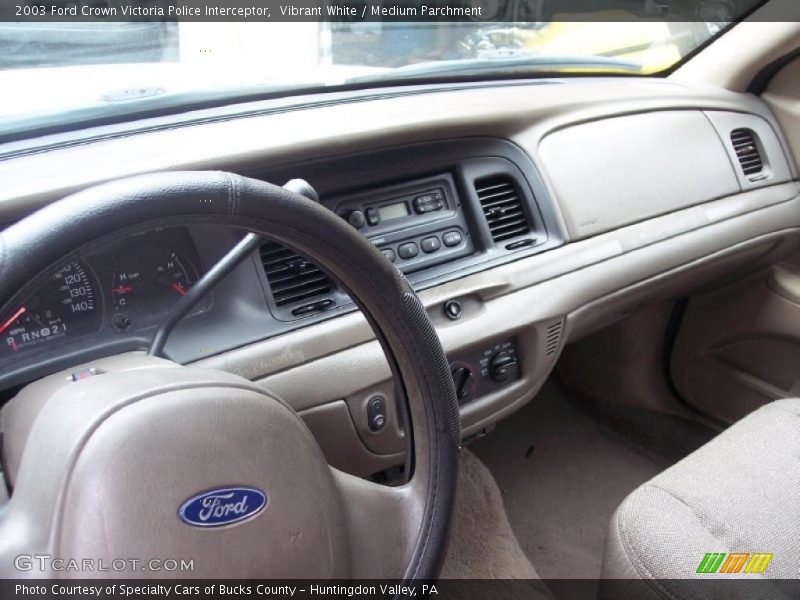 Vibrant White / Medium Parchment 2003 Ford Crown Victoria Police Interceptor