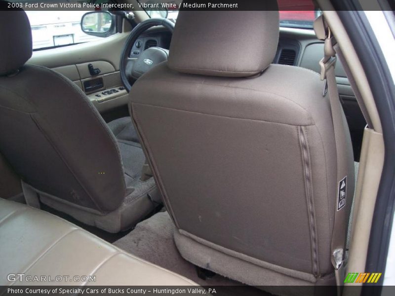 Vibrant White / Medium Parchment 2003 Ford Crown Victoria Police Interceptor
