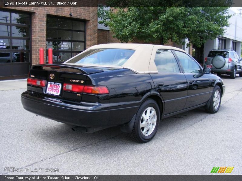 Black / Oak 1998 Toyota Camry XLE V6