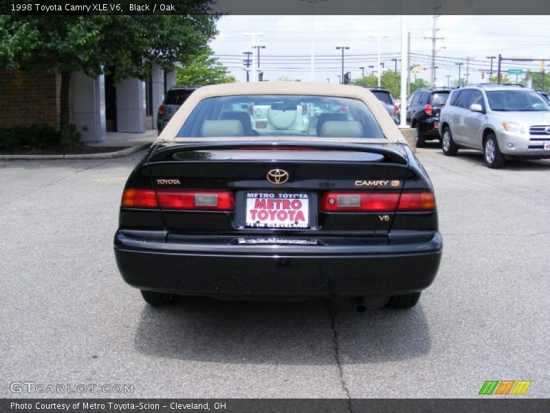 Black / Oak 1998 Toyota Camry XLE V6