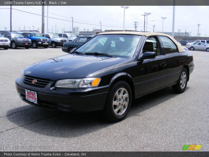 Black / Oak 1998 Toyota Camry XLE V6