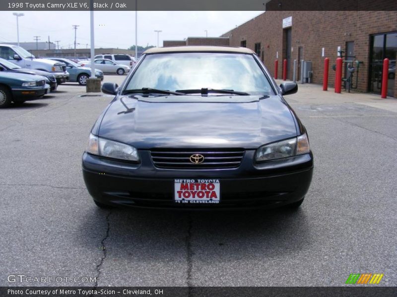 Black / Oak 1998 Toyota Camry XLE V6