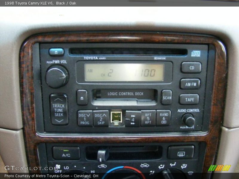 Black / Oak 1998 Toyota Camry XLE V6