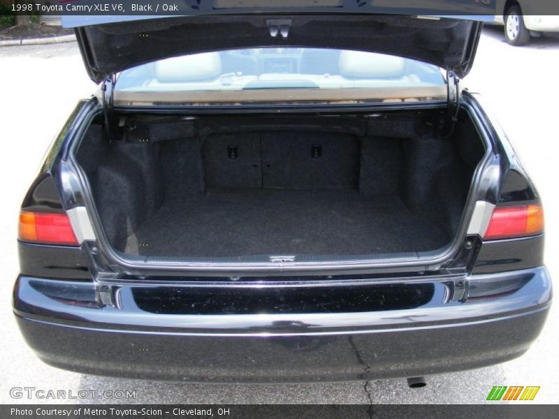 Black / Oak 1998 Toyota Camry XLE V6