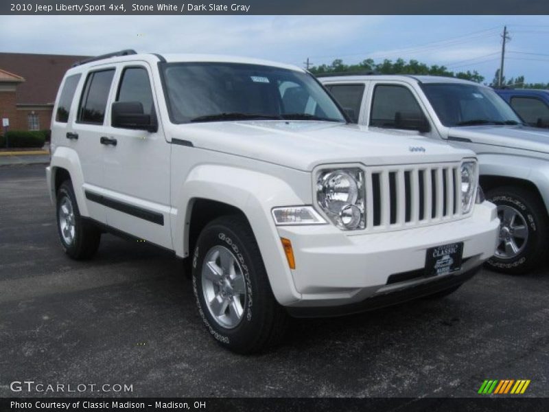 Stone White / Dark Slate Gray 2010 Jeep Liberty Sport 4x4