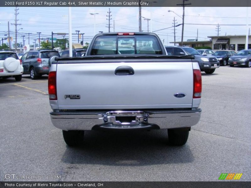 Silver Metallic / Medium Graphite Grey 2003 Ford F150 XLT Regular Cab 4x4