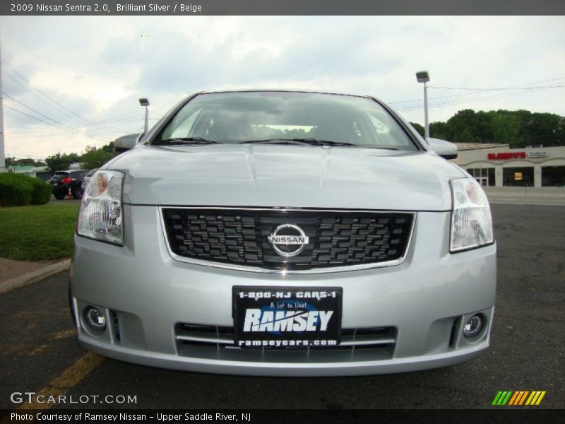 Brilliant Silver / Beige 2009 Nissan Sentra 2.0