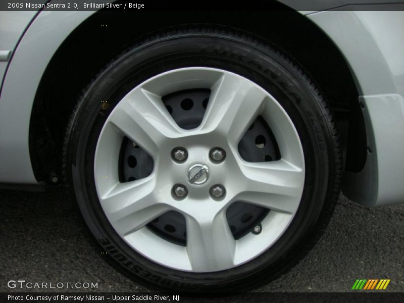 Brilliant Silver / Beige 2009 Nissan Sentra 2.0