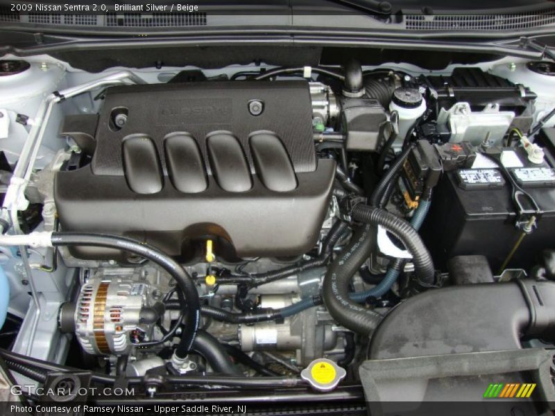Brilliant Silver / Beige 2009 Nissan Sentra 2.0