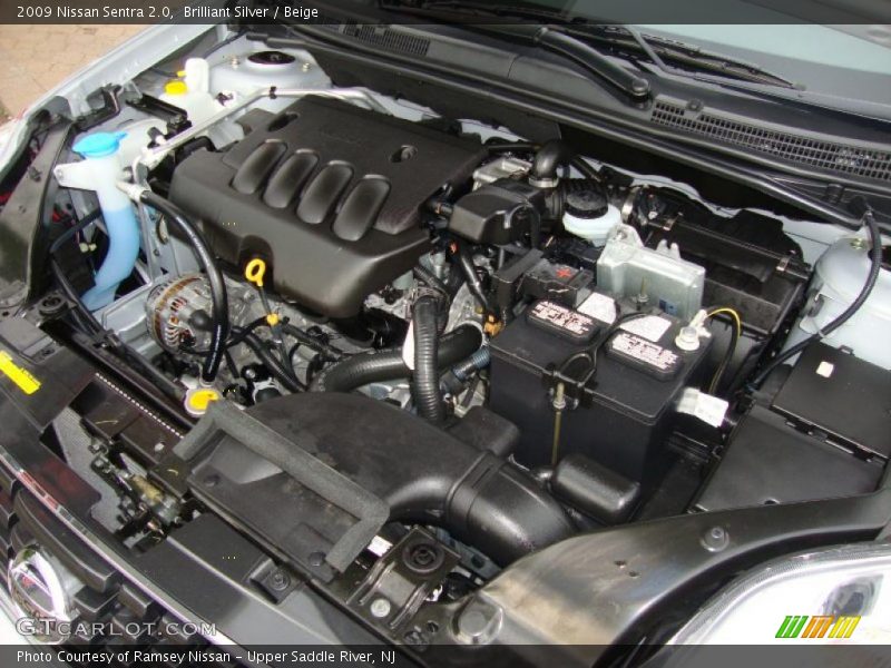 Brilliant Silver / Beige 2009 Nissan Sentra 2.0
