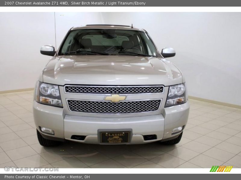 Silver Birch Metallic / Light Titanium/Ebony 2007 Chevrolet Avalanche Z71 4WD