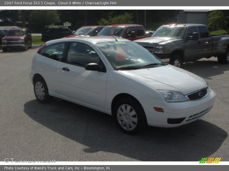Cloud 9 White / Charcoal/Light Flint 2007 Ford Focus ZX3 S Coupe