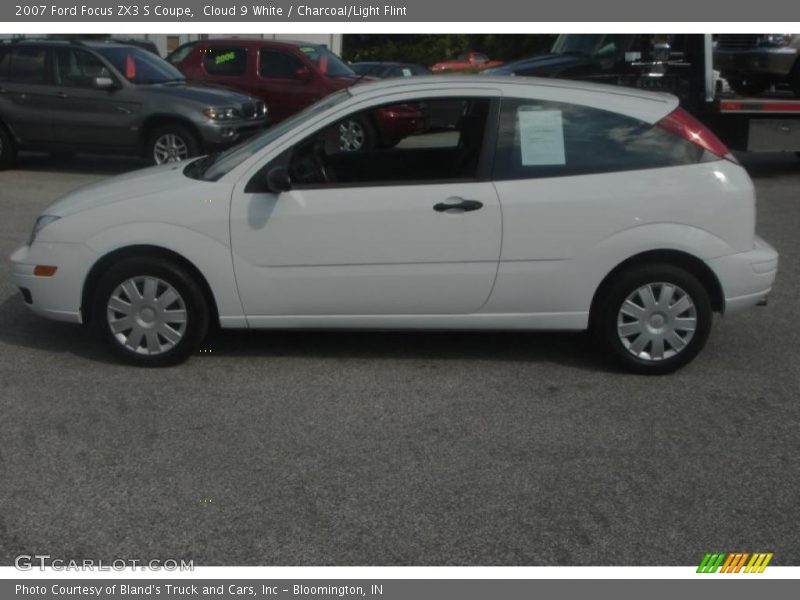 Cloud 9 White / Charcoal/Light Flint 2007 Ford Focus ZX3 S Coupe