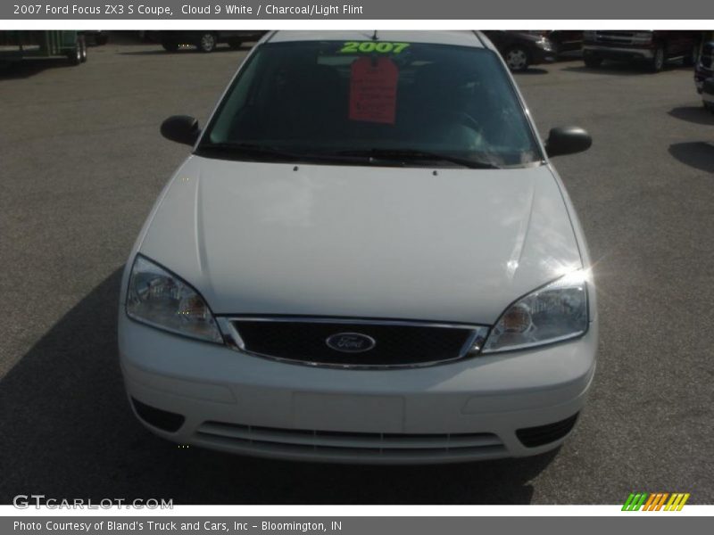 Cloud 9 White / Charcoal/Light Flint 2007 Ford Focus ZX3 S Coupe