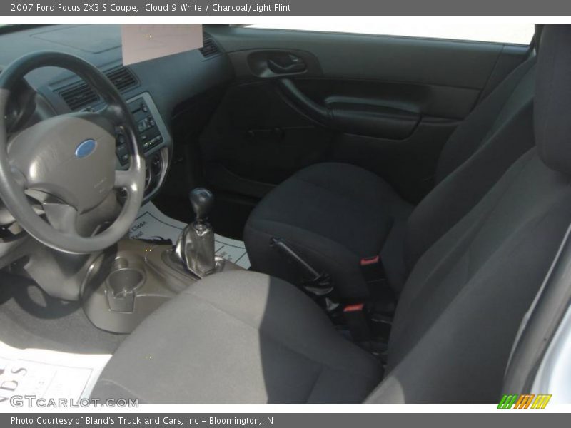 Cloud 9 White / Charcoal/Light Flint 2007 Ford Focus ZX3 S Coupe