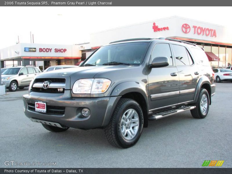 Phantom Gray Pearl / Light Charcoal 2006 Toyota Sequoia SR5
