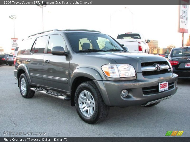 Phantom Gray Pearl / Light Charcoal 2006 Toyota Sequoia SR5