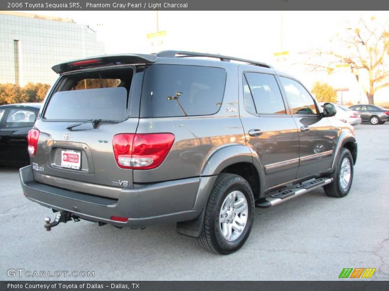 Phantom Gray Pearl / Light Charcoal 2006 Toyota Sequoia SR5