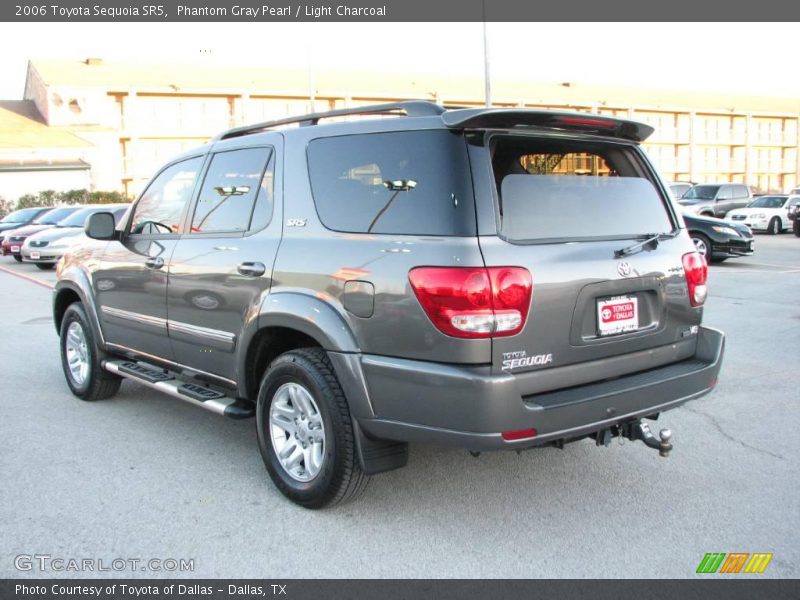 Phantom Gray Pearl / Light Charcoal 2006 Toyota Sequoia SR5