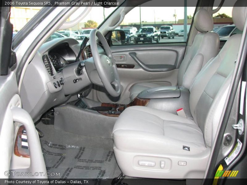 Phantom Gray Pearl / Light Charcoal 2006 Toyota Sequoia SR5