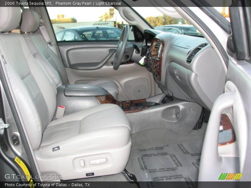 Phantom Gray Pearl / Light Charcoal 2006 Toyota Sequoia SR5