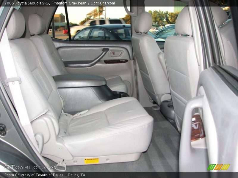 Phantom Gray Pearl / Light Charcoal 2006 Toyota Sequoia SR5