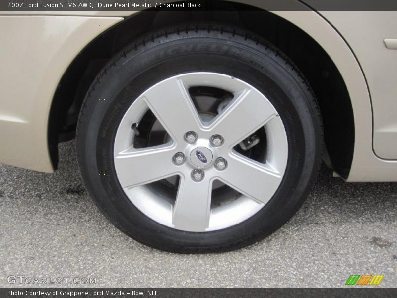 Dune Pearl Metallic / Charcoal Black 2007 Ford Fusion SE V6 AWD