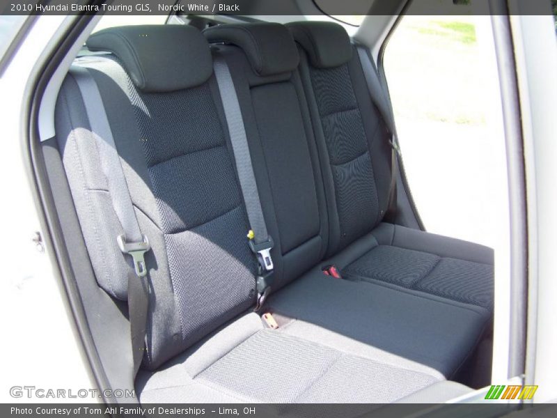 Nordic White / Black 2010 Hyundai Elantra Touring GLS