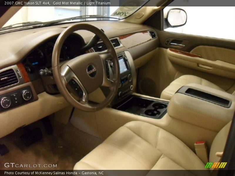 Gold Mist Metallic / Light Titanium 2007 GMC Yukon SLT 4x4