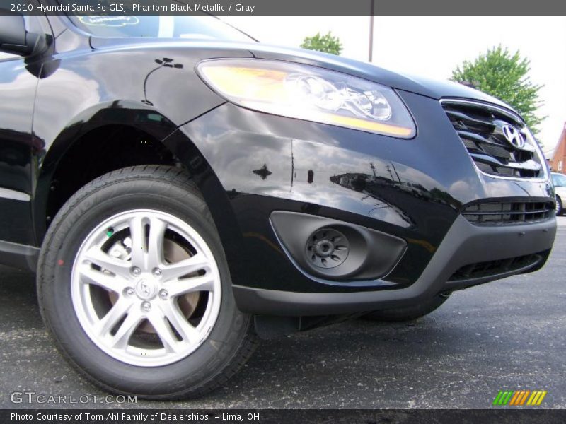 Phantom Black Metallic / Gray 2010 Hyundai Santa Fe GLS