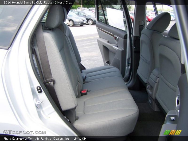 Radiant Silver / Gray 2010 Hyundai Santa Fe GLS