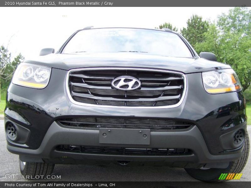 Phantom Black Metallic / Gray 2010 Hyundai Santa Fe GLS