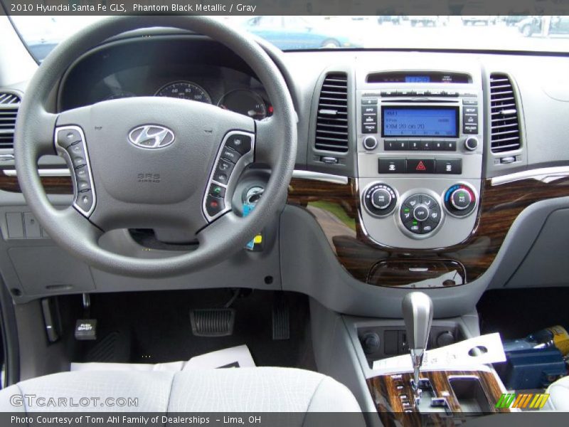 Phantom Black Metallic / Gray 2010 Hyundai Santa Fe GLS