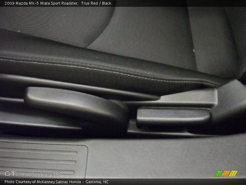 True Red / Black 2009 Mazda MX-5 Miata Sport Roadster