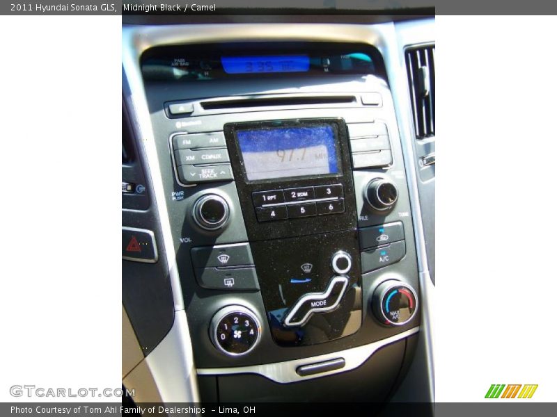 Midnight Black / Camel 2011 Hyundai Sonata GLS