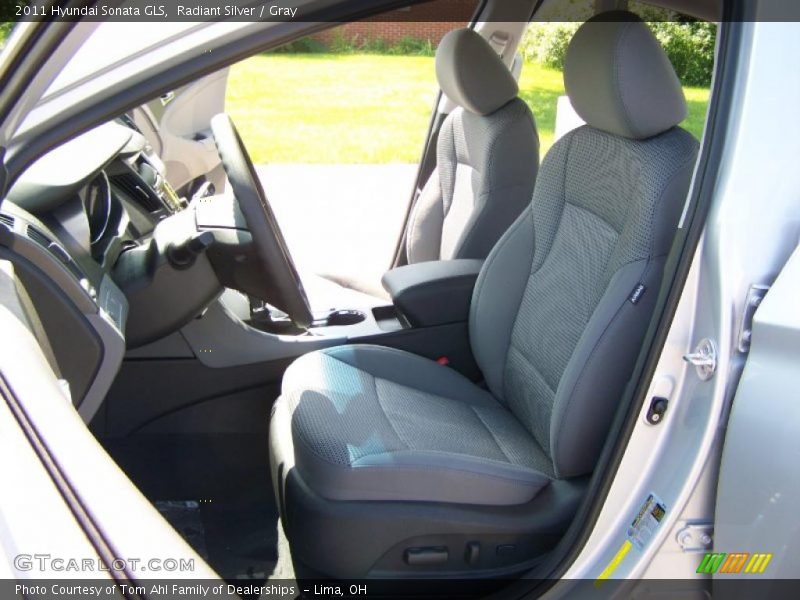Radiant Silver / Gray 2011 Hyundai Sonata GLS