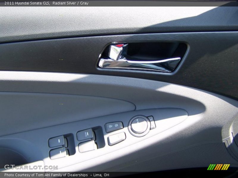 Radiant Silver / Gray 2011 Hyundai Sonata GLS