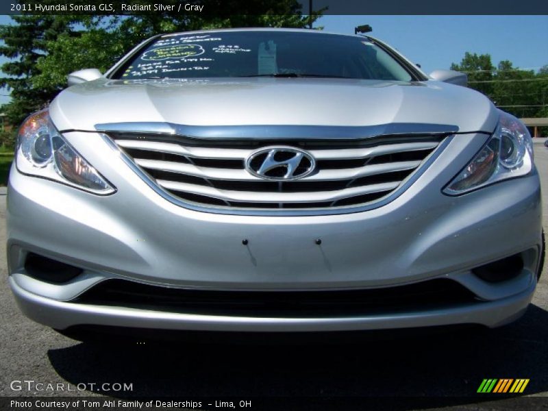 Radiant Silver / Gray 2011 Hyundai Sonata GLS