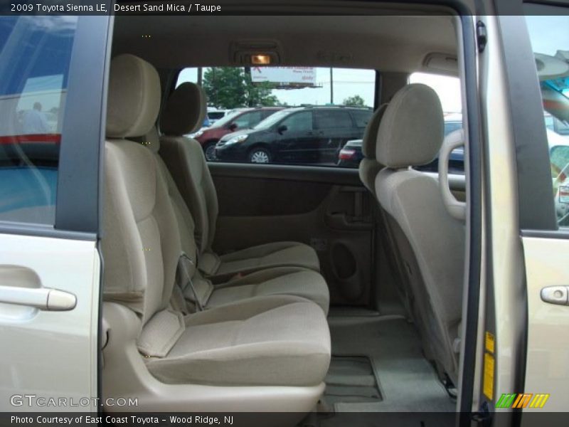 Desert Sand Mica / Taupe 2009 Toyota Sienna LE