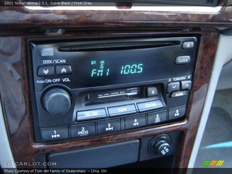 Super Black / Frost Gray 2002 Nissan Altima 2.5 S