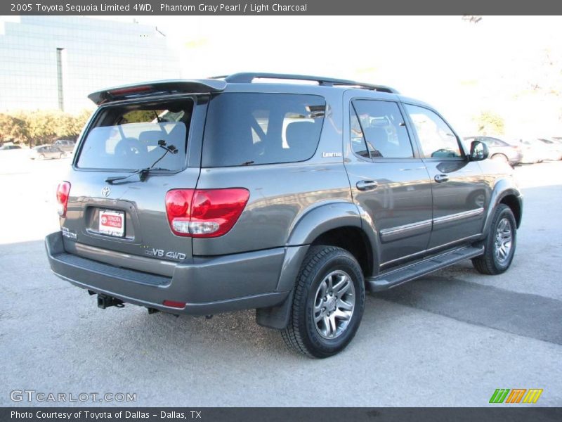 Phantom Gray Pearl / Light Charcoal 2005 Toyota Sequoia Limited 4WD