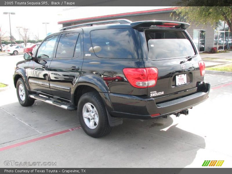 Black / Taupe 2005 Toyota Sequoia SR5