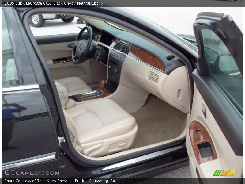 Black Onyx / Neutral/Ebony 2005 Buick LaCrosse CXS