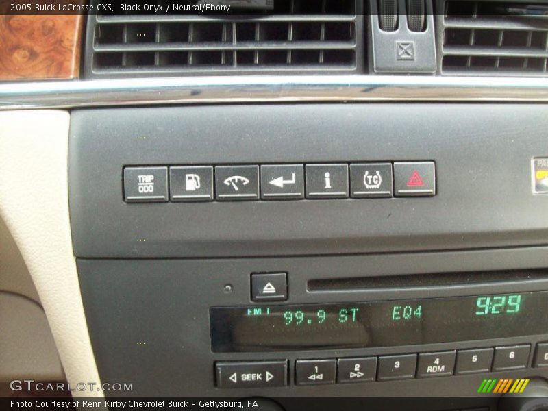 Black Onyx / Neutral/Ebony 2005 Buick LaCrosse CXS
