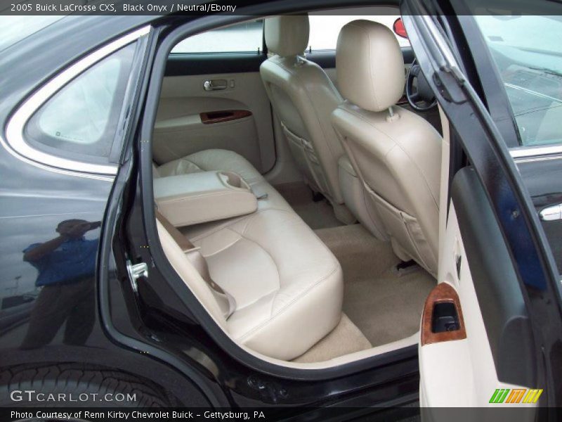 Black Onyx / Neutral/Ebony 2005 Buick LaCrosse CXS