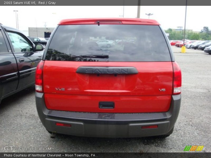 Red / Gray 2003 Saturn VUE V6