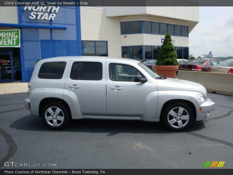 Silver Ice Metallic / Gray 2009 Chevrolet HHR LS