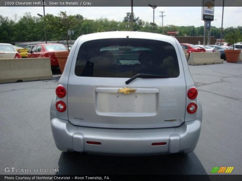 Silver Ice Metallic / Gray 2009 Chevrolet HHR LS