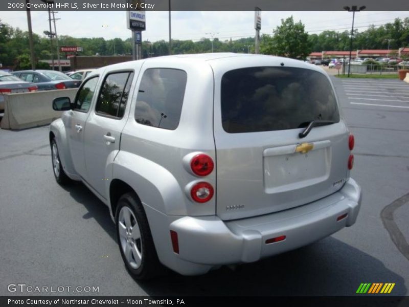 Silver Ice Metallic / Gray 2009 Chevrolet HHR LS