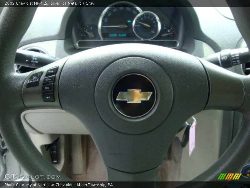 Silver Ice Metallic / Gray 2009 Chevrolet HHR LS